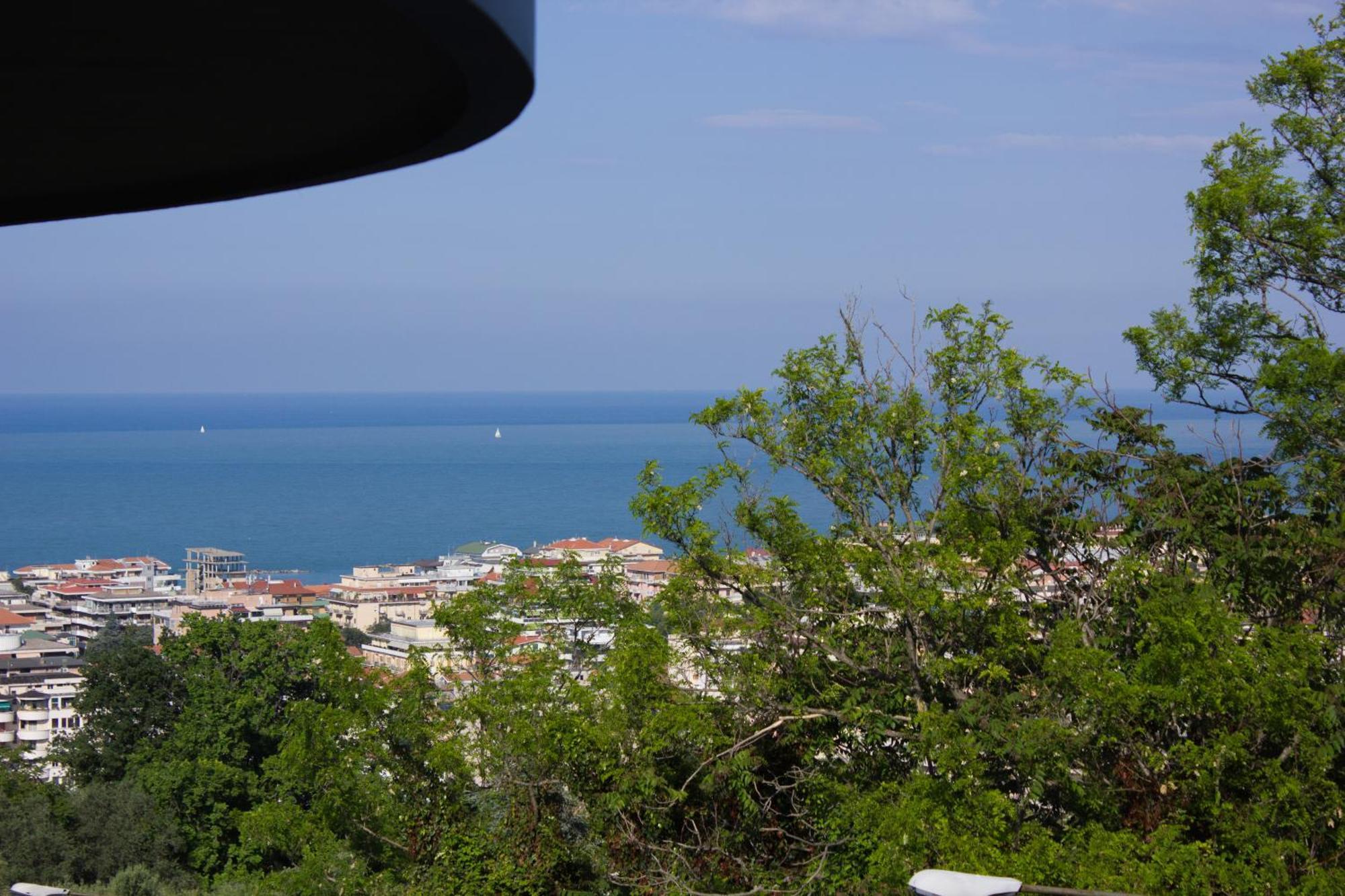 City View Pescara B&B Экстерьер фото